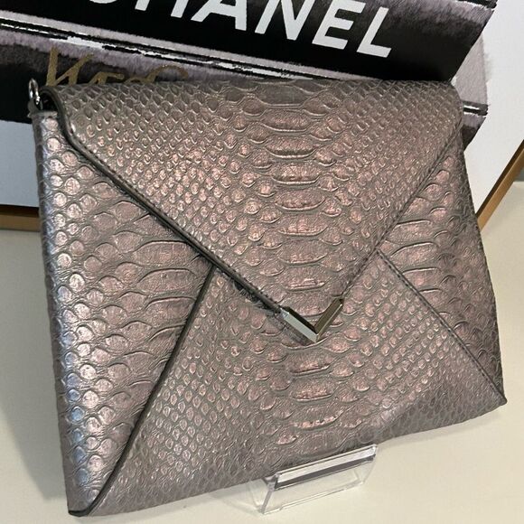 Stella & Dot Silver Embossed Snakeskin Clutch Metallic Envelope Evening Bag - Picture 3 of 9